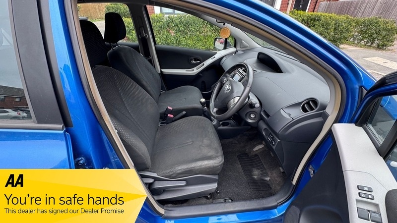 Used Toyota Yaris 2010 for sale - 78201418: Photo 11