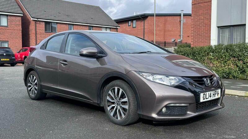 Used Honda Civic 2014 for sale - 77850989: Photo 2