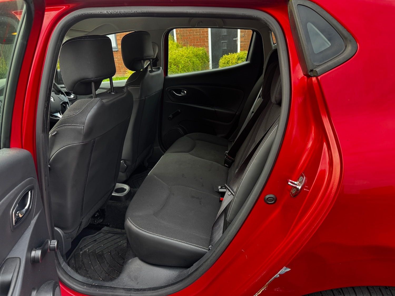 Used Renault Clio 2013 for sale - 76611344: Photo 10