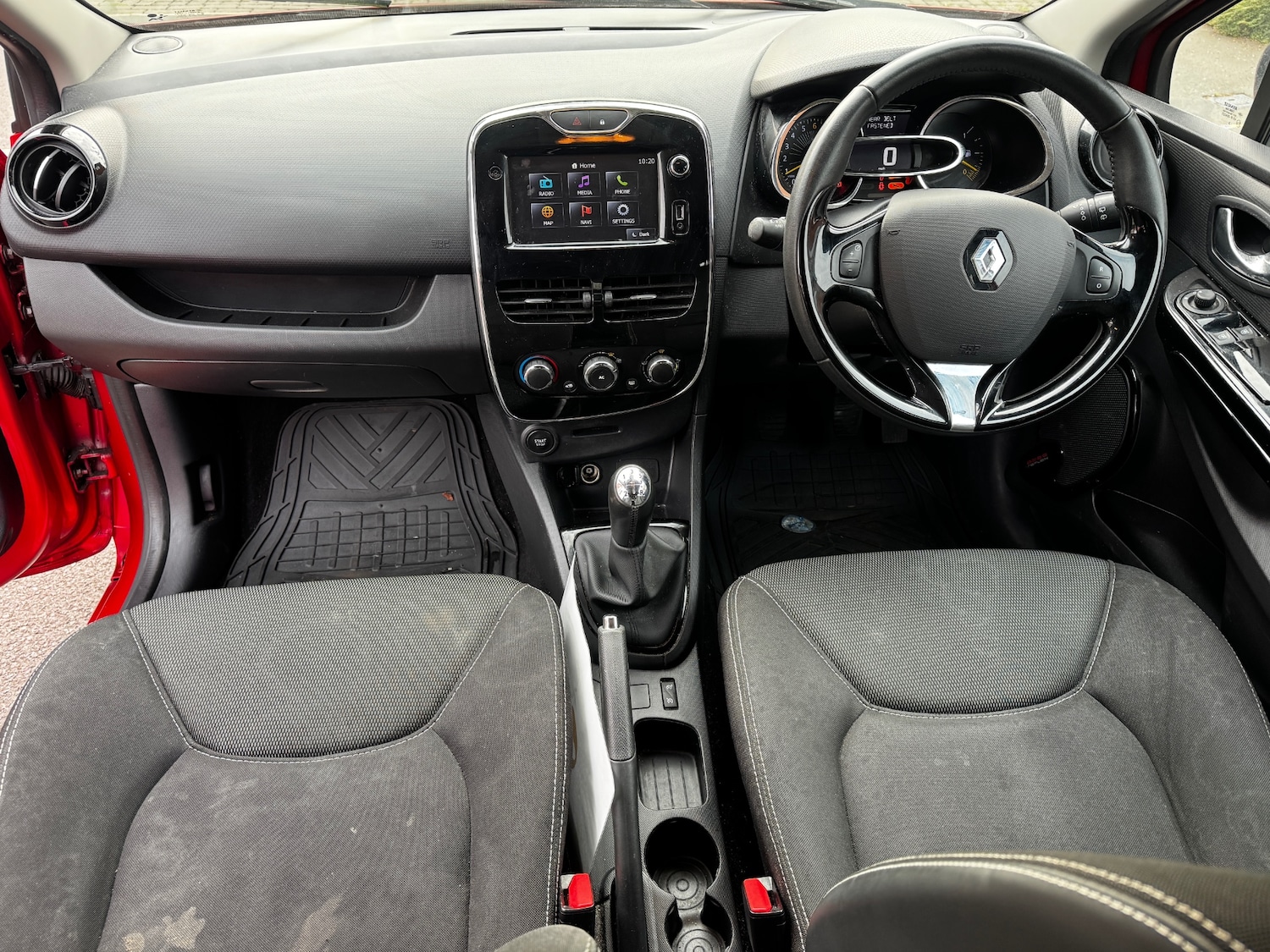 Used Renault Clio 2013 for sale - 76611344: Photo 13