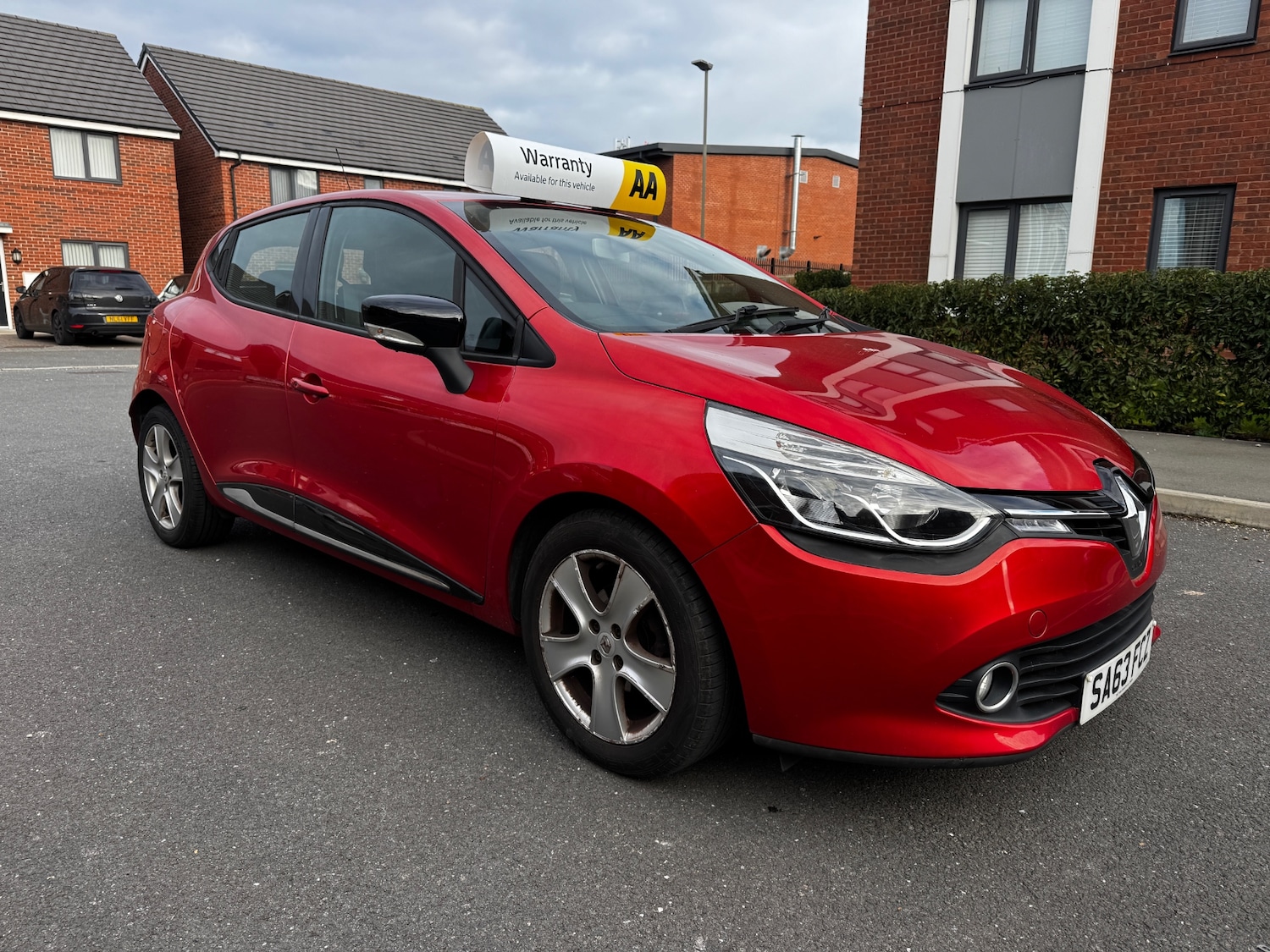 Used Renault Clio 2013 for sale - 76611344: Photo 2