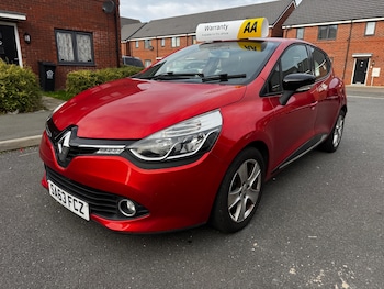 Used Renault Clio 2013 for sale - 76611344: Photo