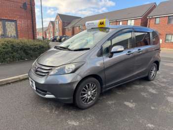 Used Honda Freed 2010 for sale - 74245709: Photo
