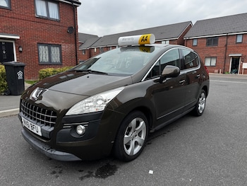 Used Peugeot 3008 2011 for sale - 76316649: Photo 3