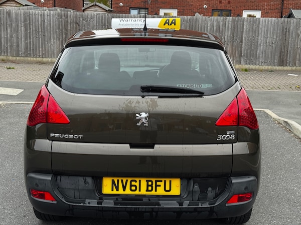 Used Peugeot 3008 2011 for sale - 76316649: Photo 8