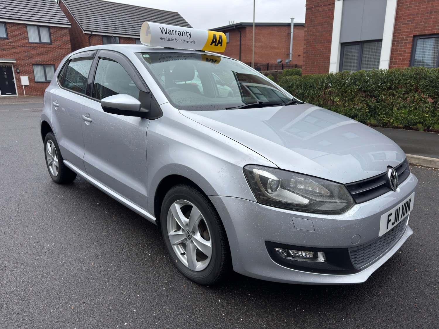 Used Volkswagen Polo 2011 for sale - 76172777: Photo 2