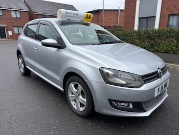 Used Volkswagen Polo 2011 for sale - 76172777: Photo 2