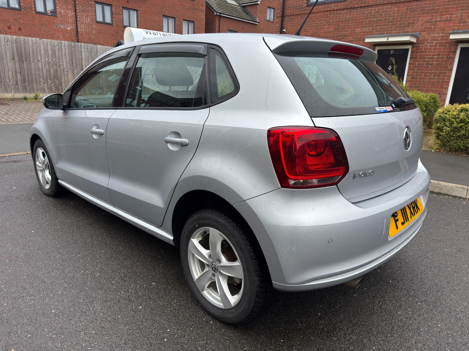 Used Volkswagen Polo 2011 for sale - 76172777: Photo 6
