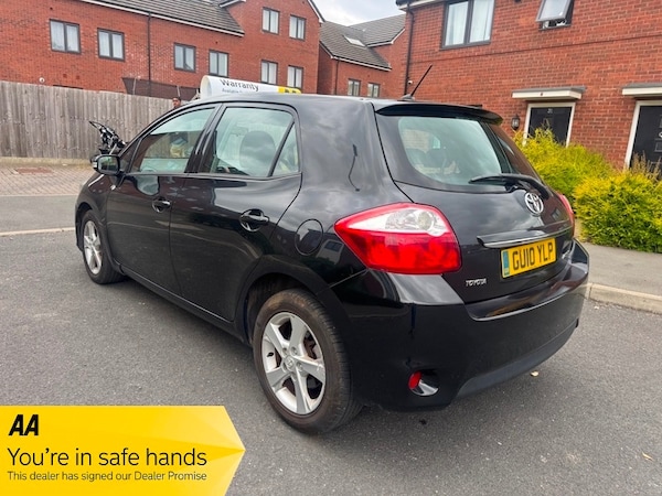 Used Toyota Auris 2010 for sale - 74764766: Photo 5