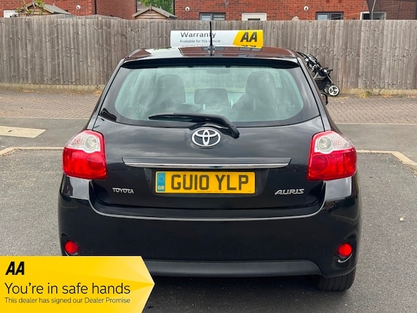 Used Toyota Auris 2010 for sale - 74764766: Photo 7