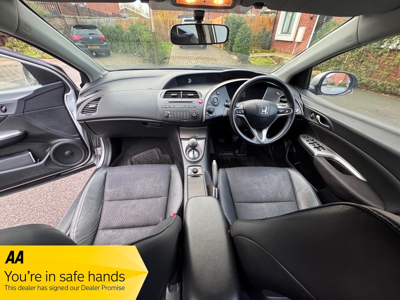 Used Honda Civic 2010 for sale - 77724622: Photo 13