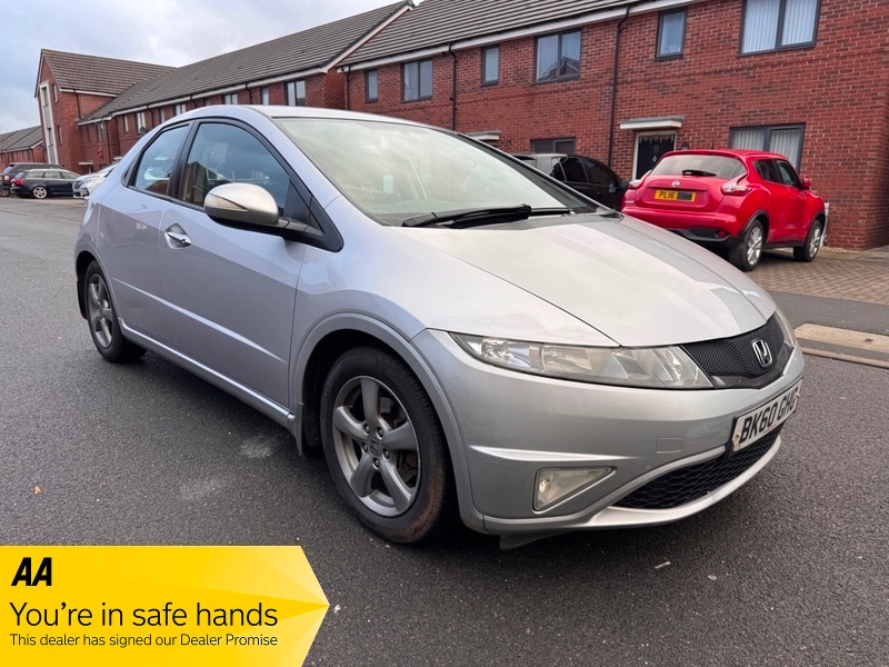 Used Honda Civic 2010 for sale - 77724622: Photo 2