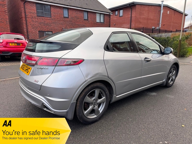 Used Honda Civic 2010 for sale - 77724622: Photo 5