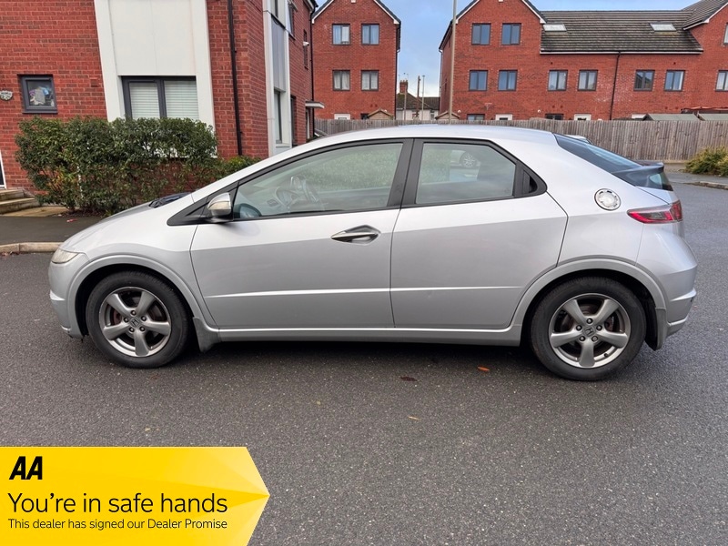 Used Honda Civic 2010 for sale - 77724622: Photo 7