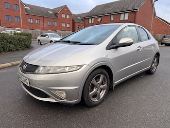 Used Honda Civic 2010 for sale - 77707497: Photo