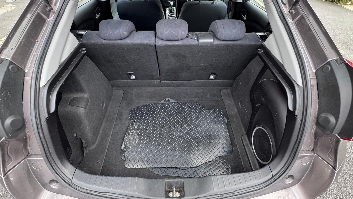 Used Honda Civic 2014 for sale - 77716070: Photo 14