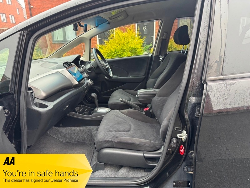 Used Honda Fit 2013 for sale - 77724609: Photo 10