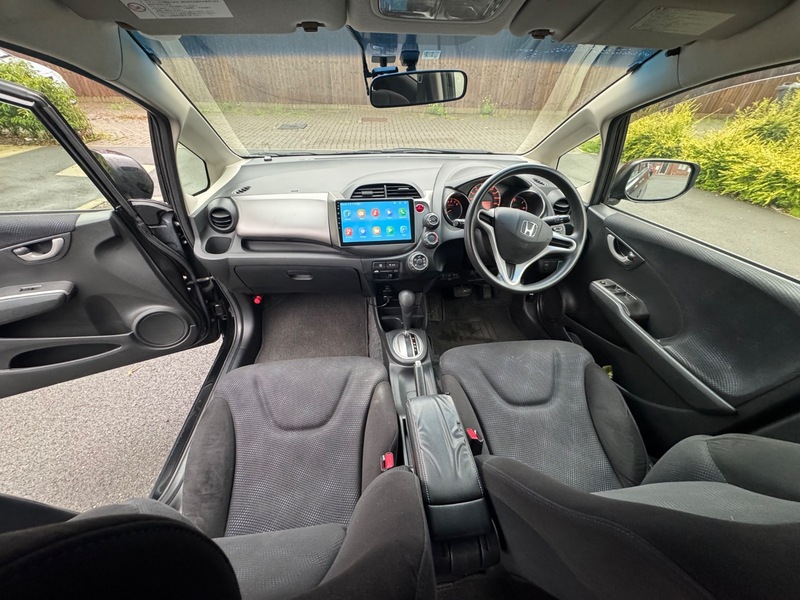 Used Honda Fit 2013 for sale - 77724609: Photo 9