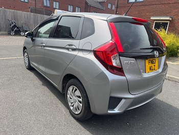 Used Honda Jazz 2013 for sale - 75119035: Photo