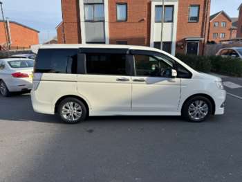 Used Honda Stepwagon 2011 for sale - 73143210: Photo