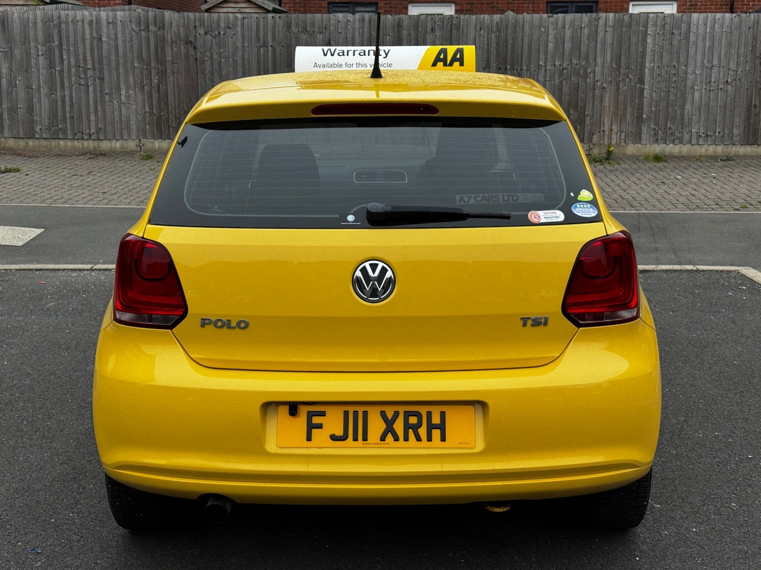 Used Volkswagen Polo 2011 for sale - 76255202: Photo 7