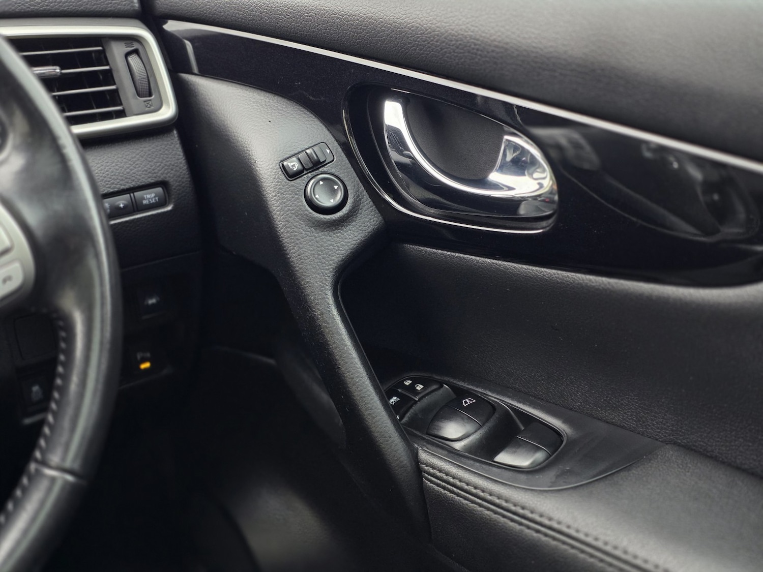 Used Nissan Qashqai 2015 for sale - 77709095: Photo 13