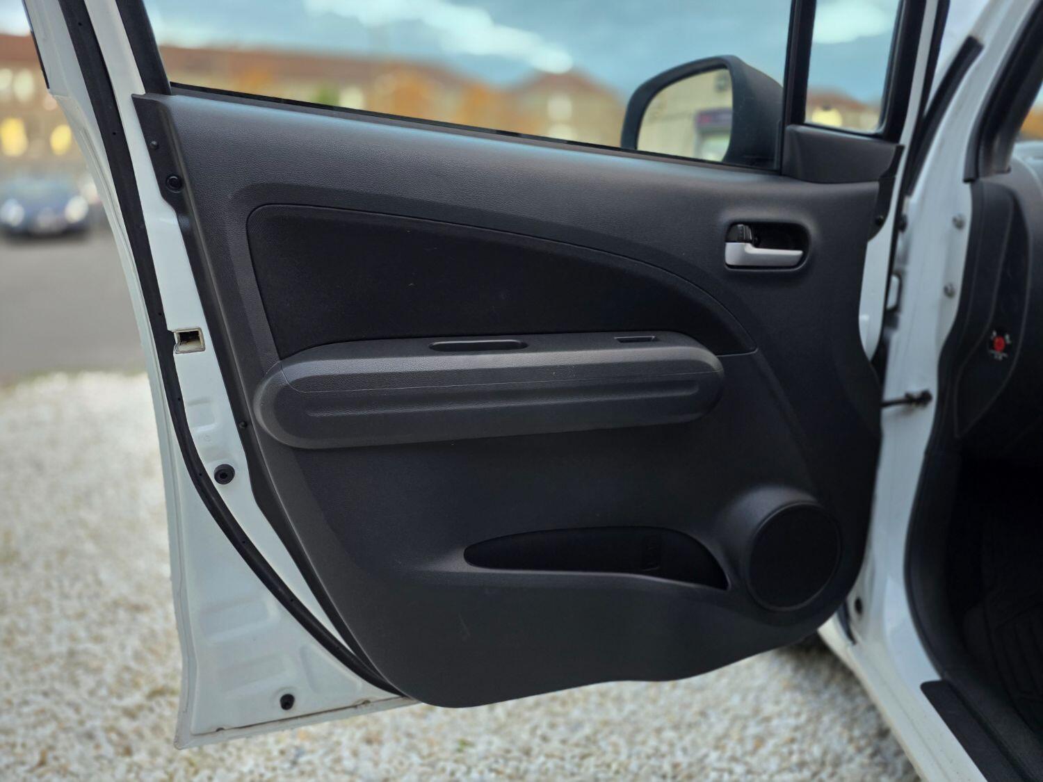 Used Suzuki Splash 2013 for sale - 76407523: Photo 10