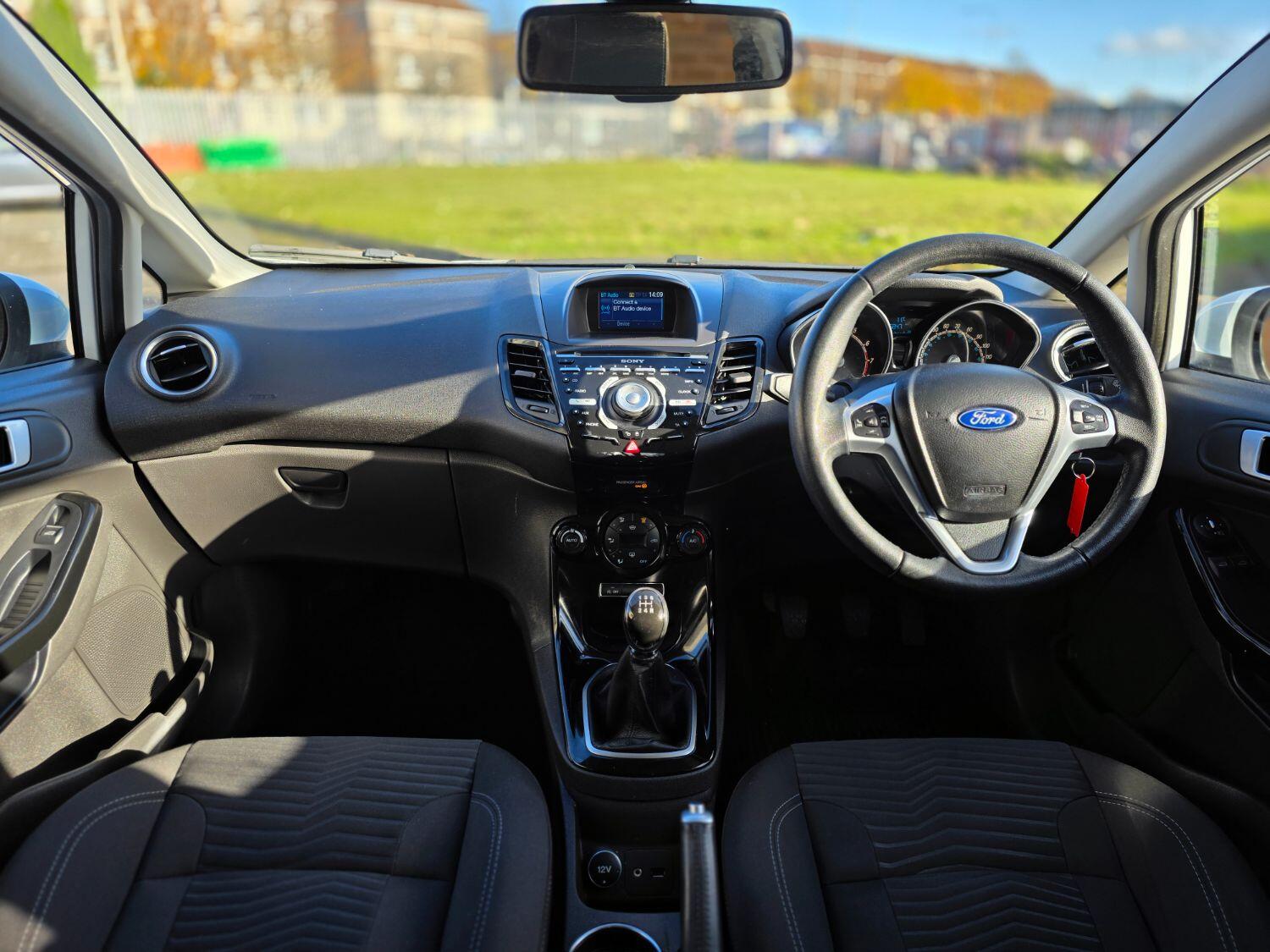 Used Ford Fiesta 2014 for sale - 76407535: Photo 2