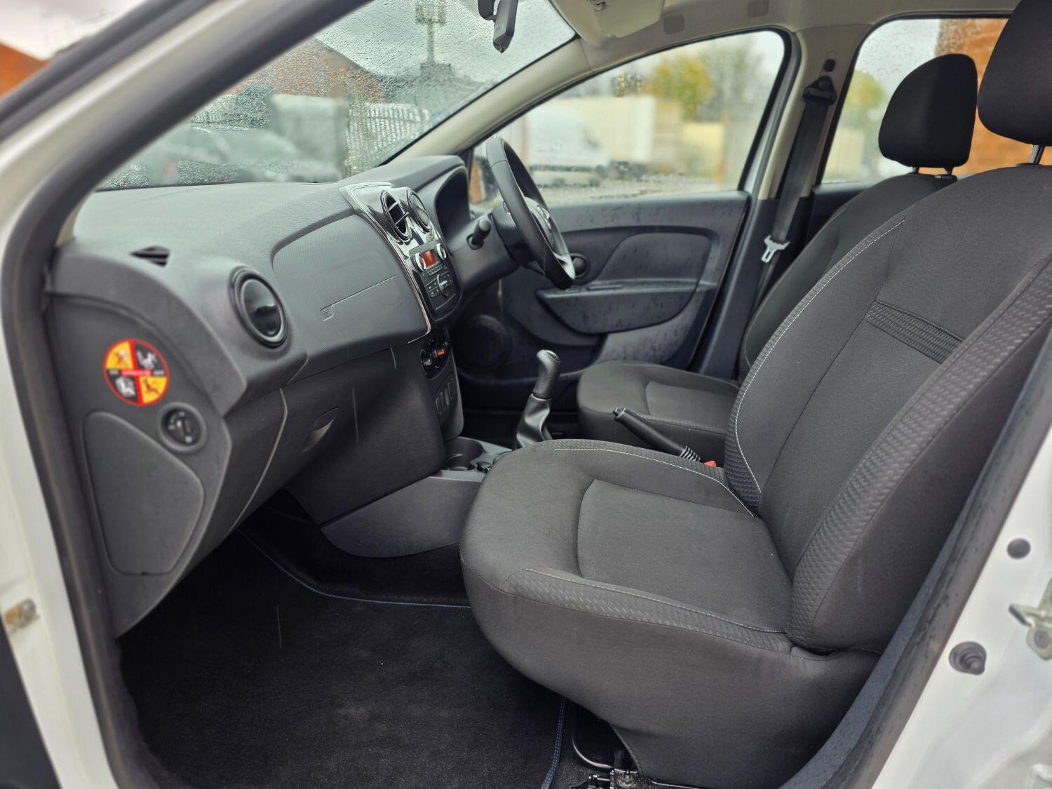 Used Dacia Sandero 2018 for sale - 76407473: Photo 11