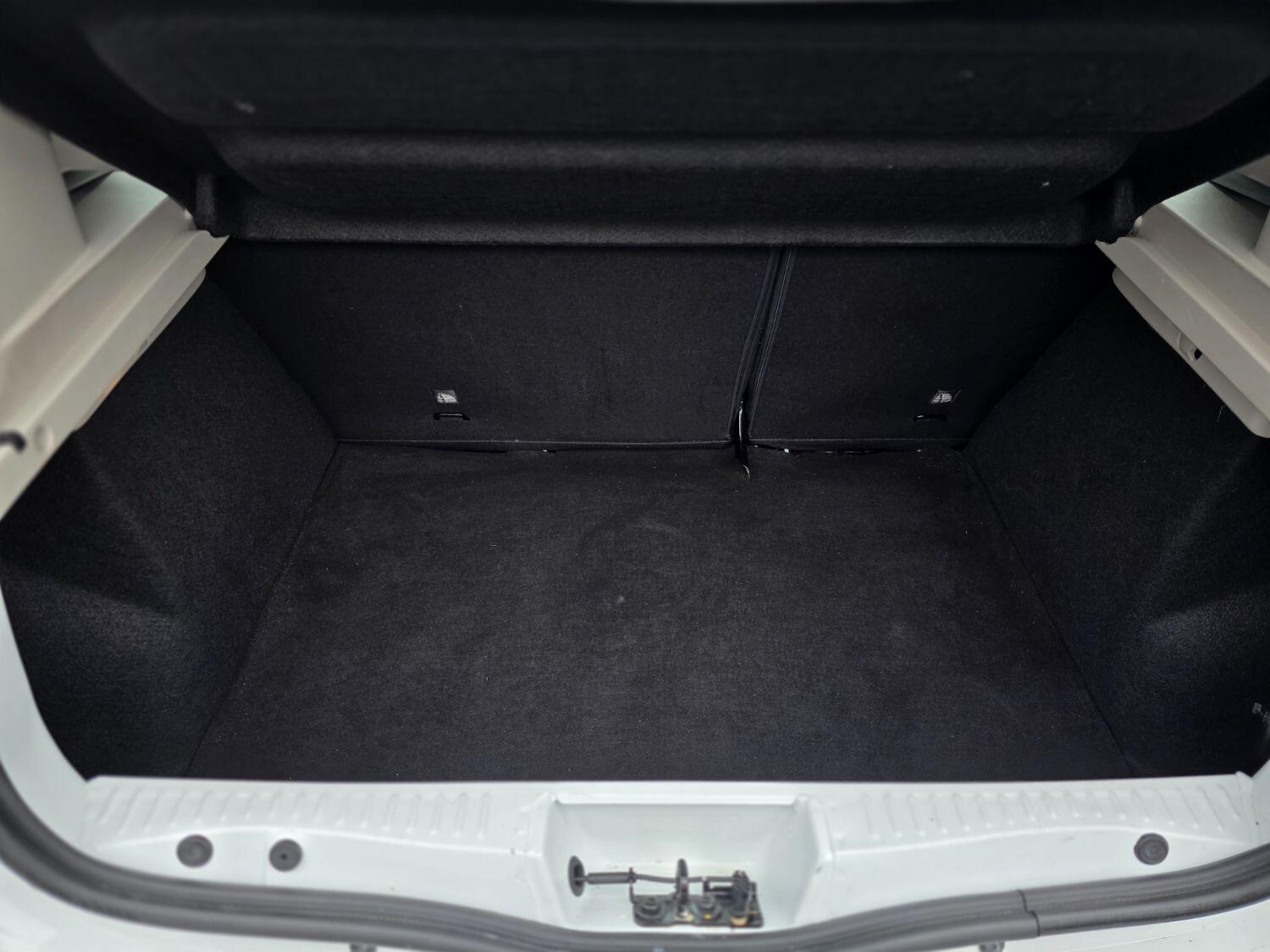 Used Dacia Sandero 2018 for sale - 76407473: Photo 21