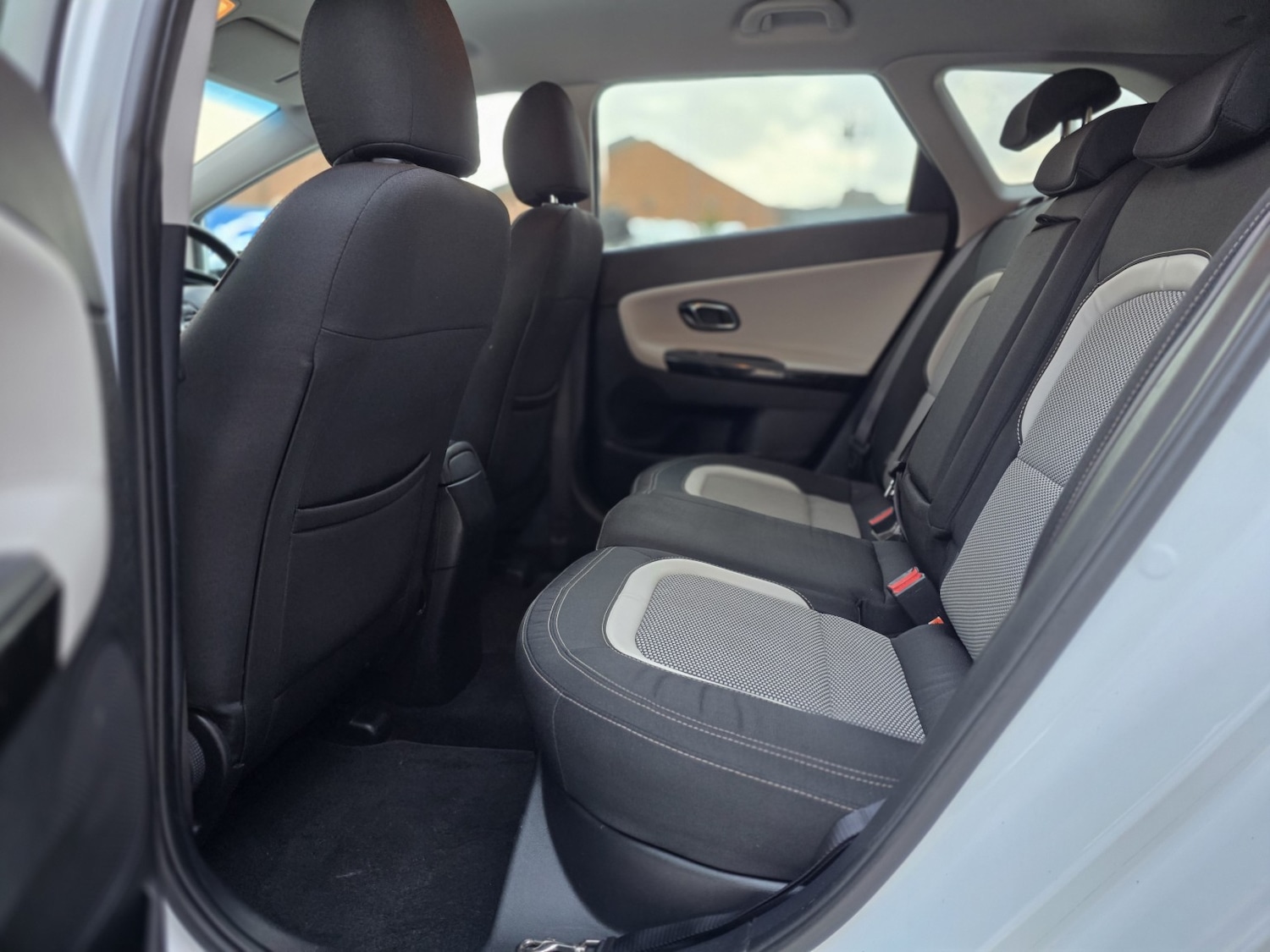 Used Kia Ceed 2014 for sale - 77319836: Photo 26