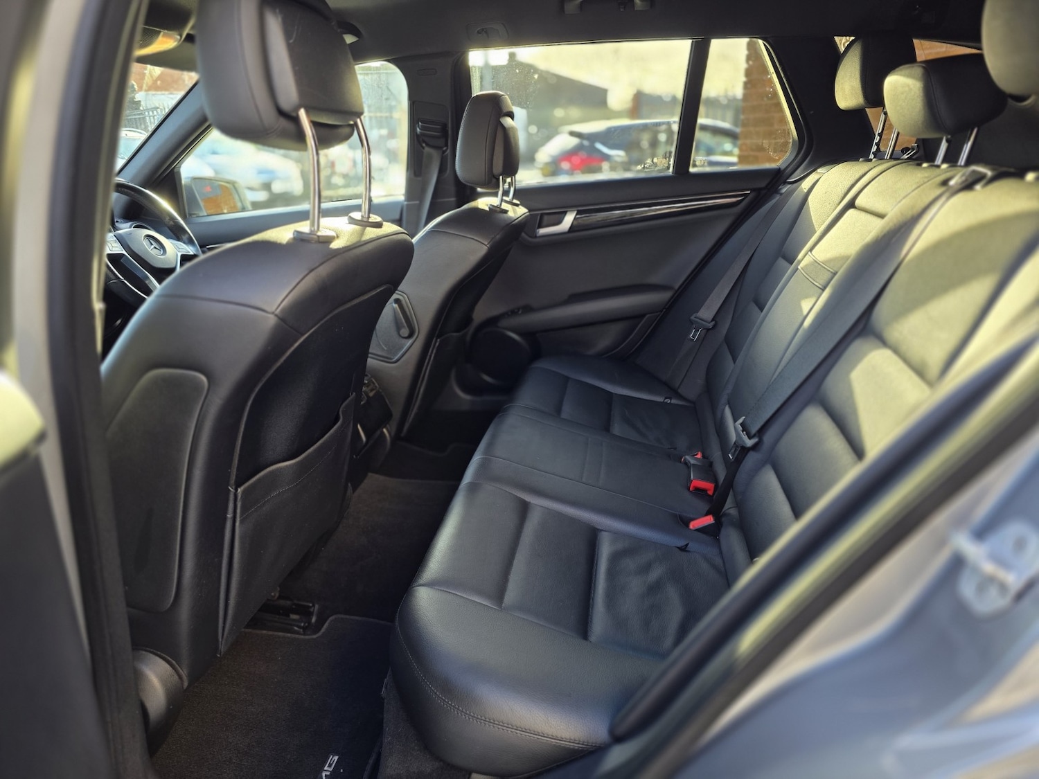 Used Mercedes-Benz C Class 2011 for sale - 76799197: Photo 24