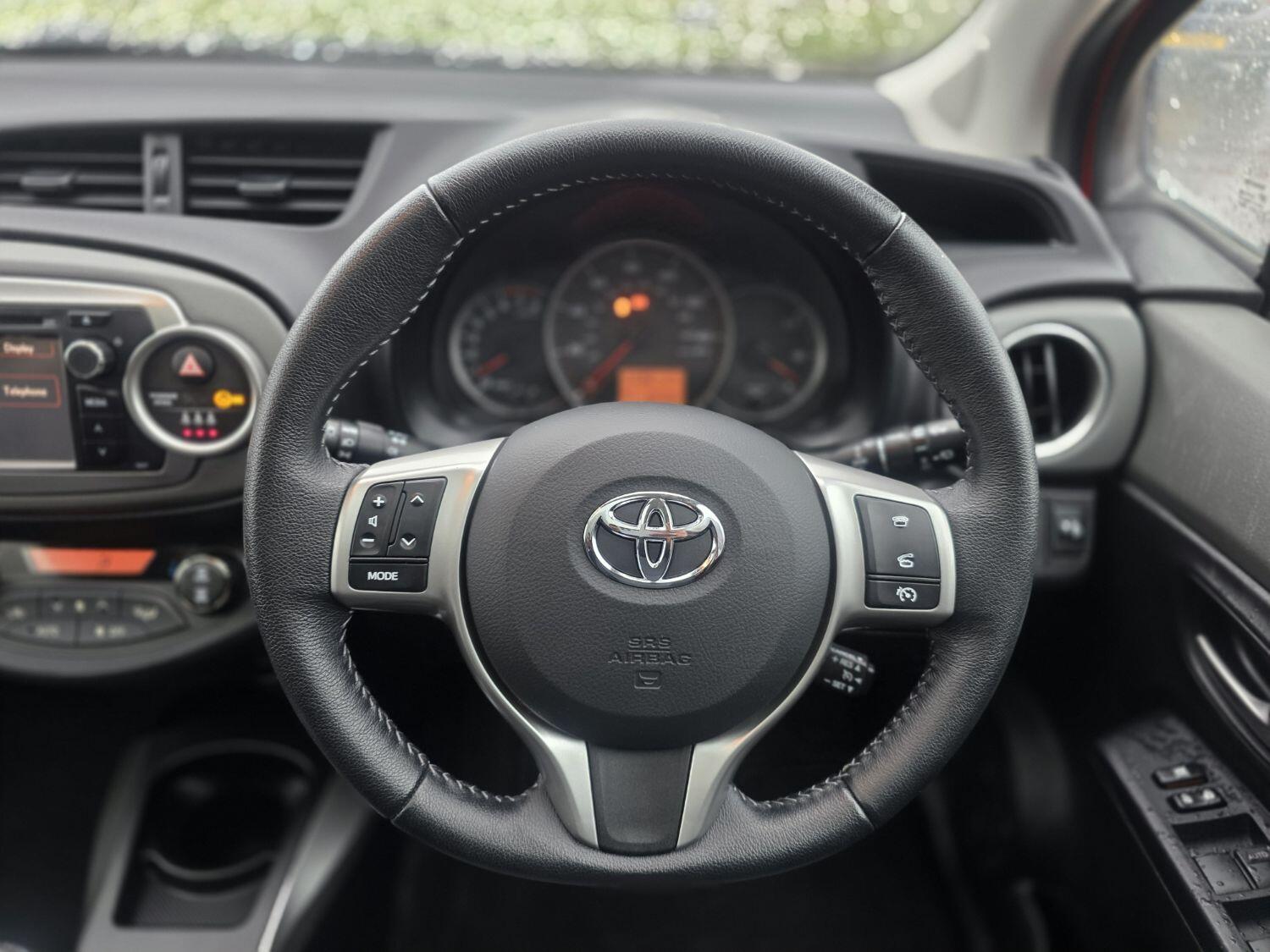 Used Toyota Yaris 2014 for sale - 76407636: Photo 11