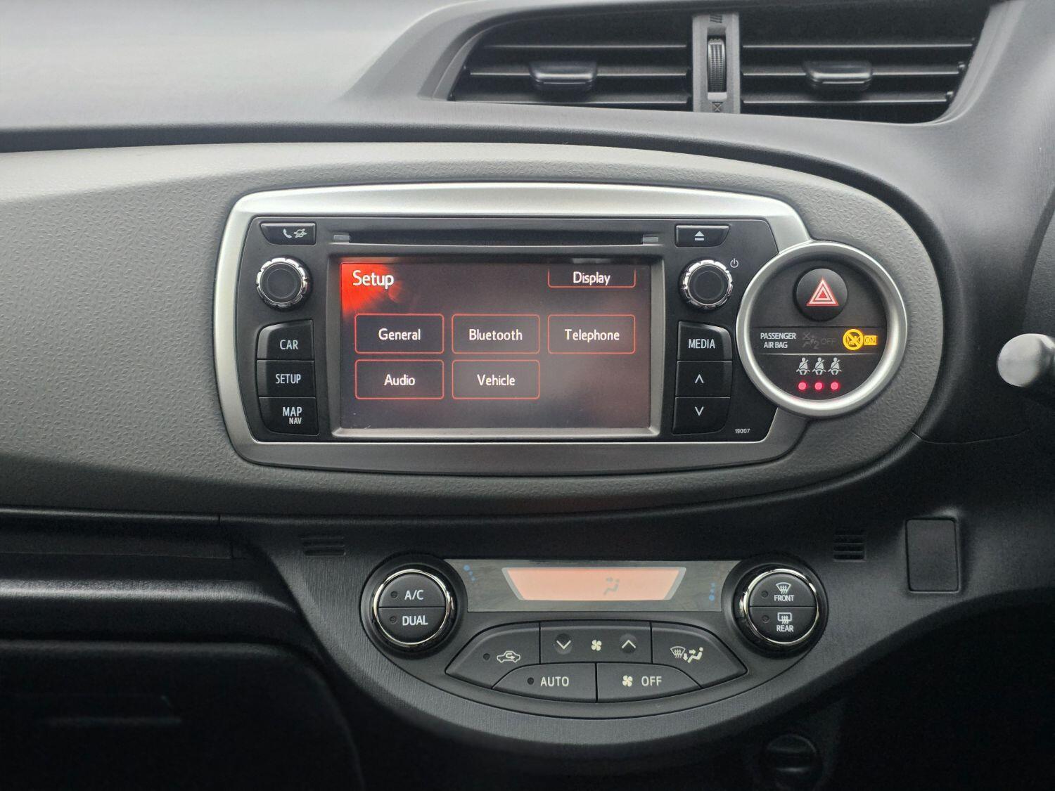 Used Toyota Yaris 2014 for sale - 76407636: Photo 13