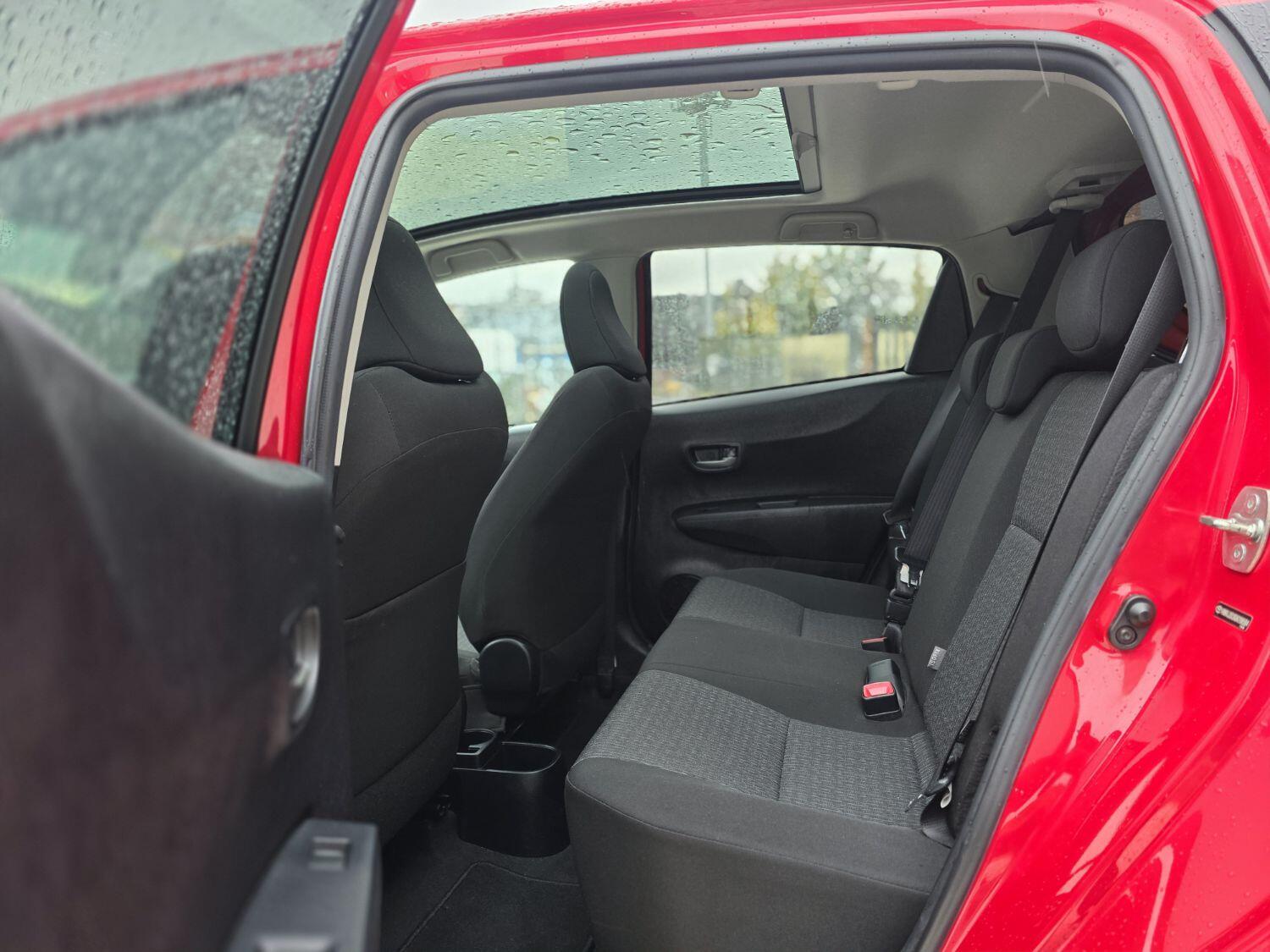 Used Toyota Yaris 2014 for sale - 76407636: Photo 19