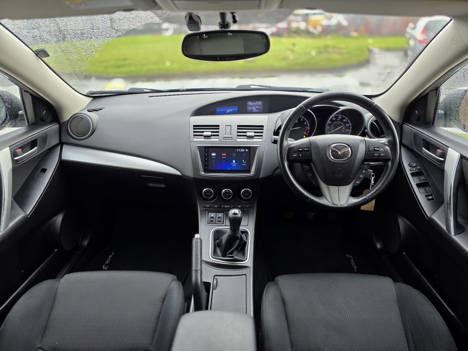 Used Mazda Mazda3 2013 for sale - 76725562: Photo 2