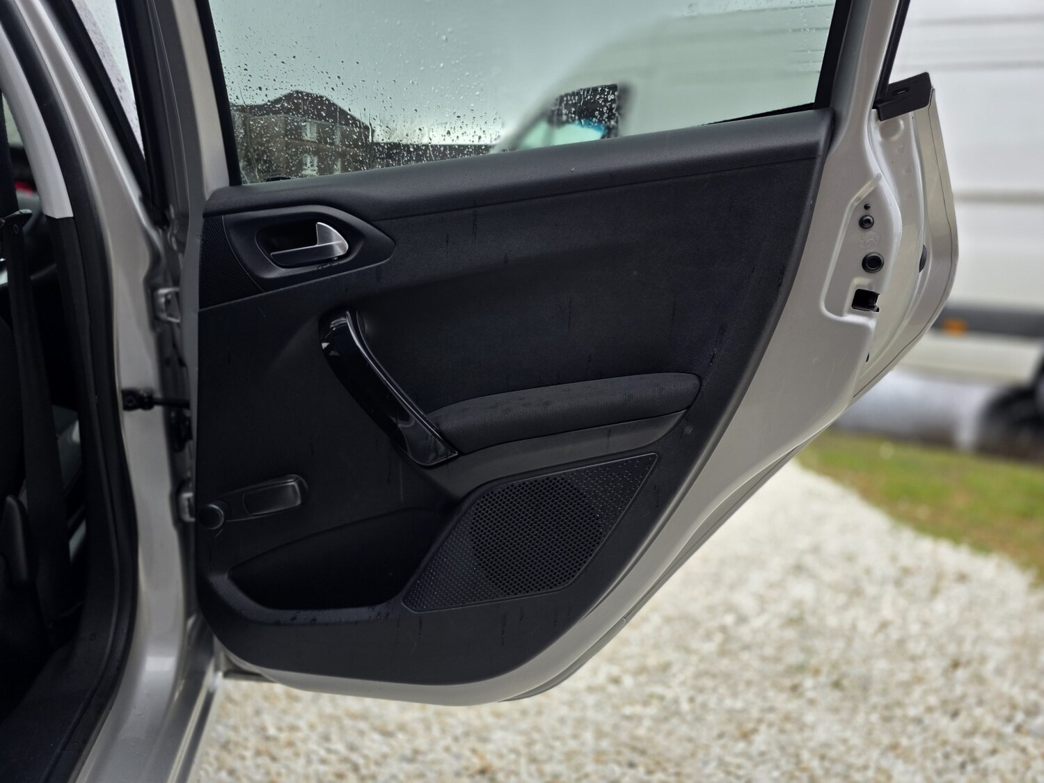 Used Peugeot 208 2015 for sale - 77880998: Photo 20