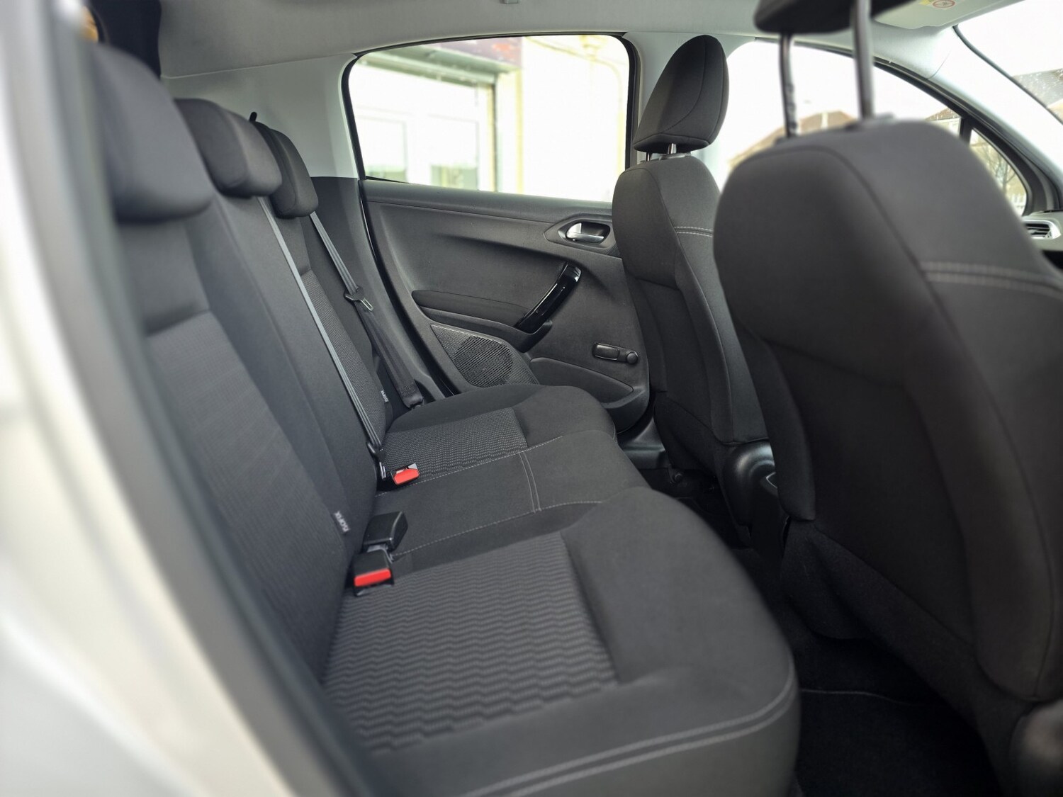 Used Peugeot 208 2015 for sale - 77880998: Photo 21