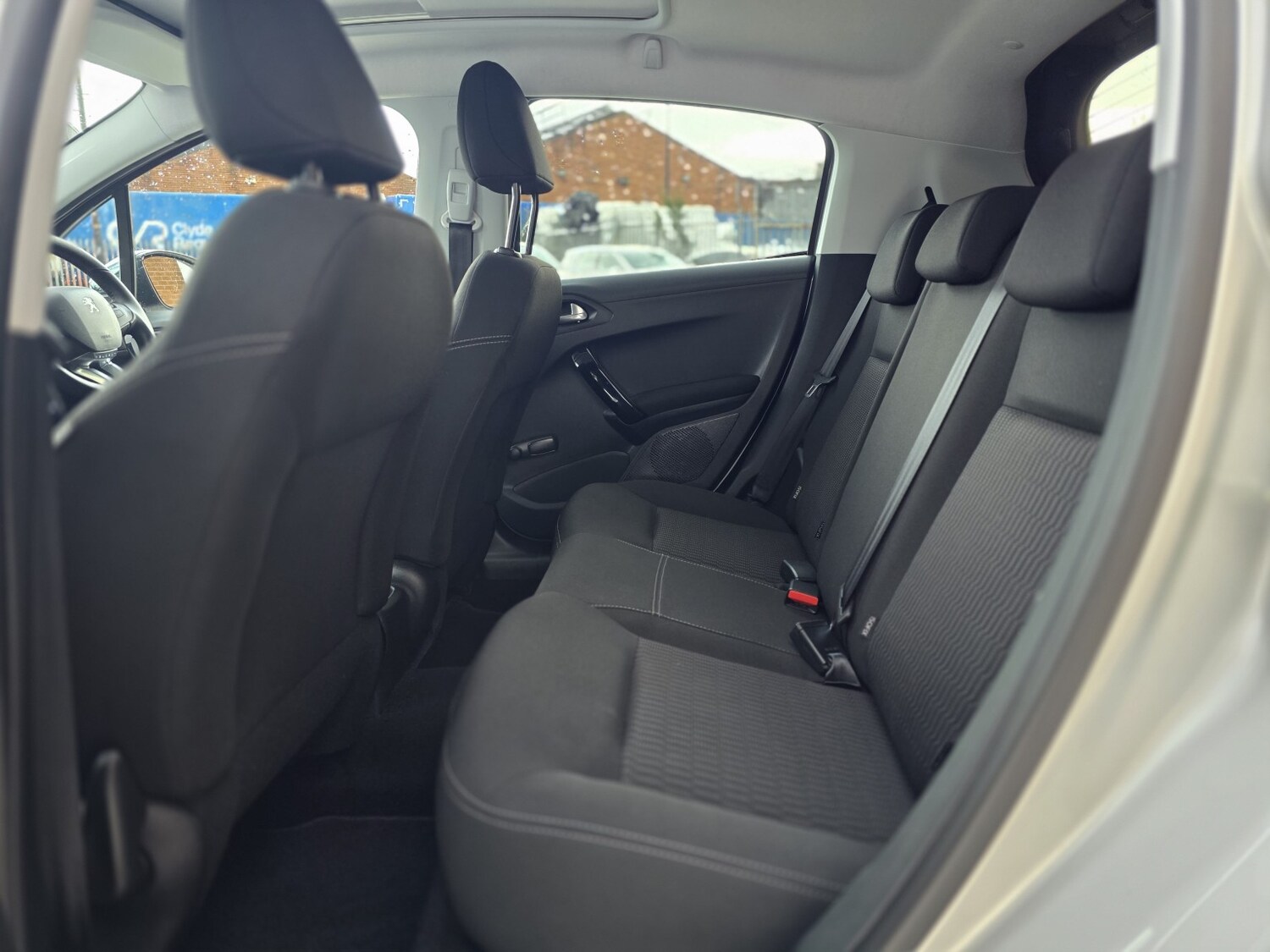 Used Peugeot 208 2015 for sale - 77880998: Photo 23