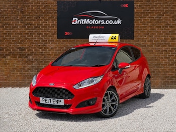 Used Ford Fiesta 2017 for sale - 79038680: Photo