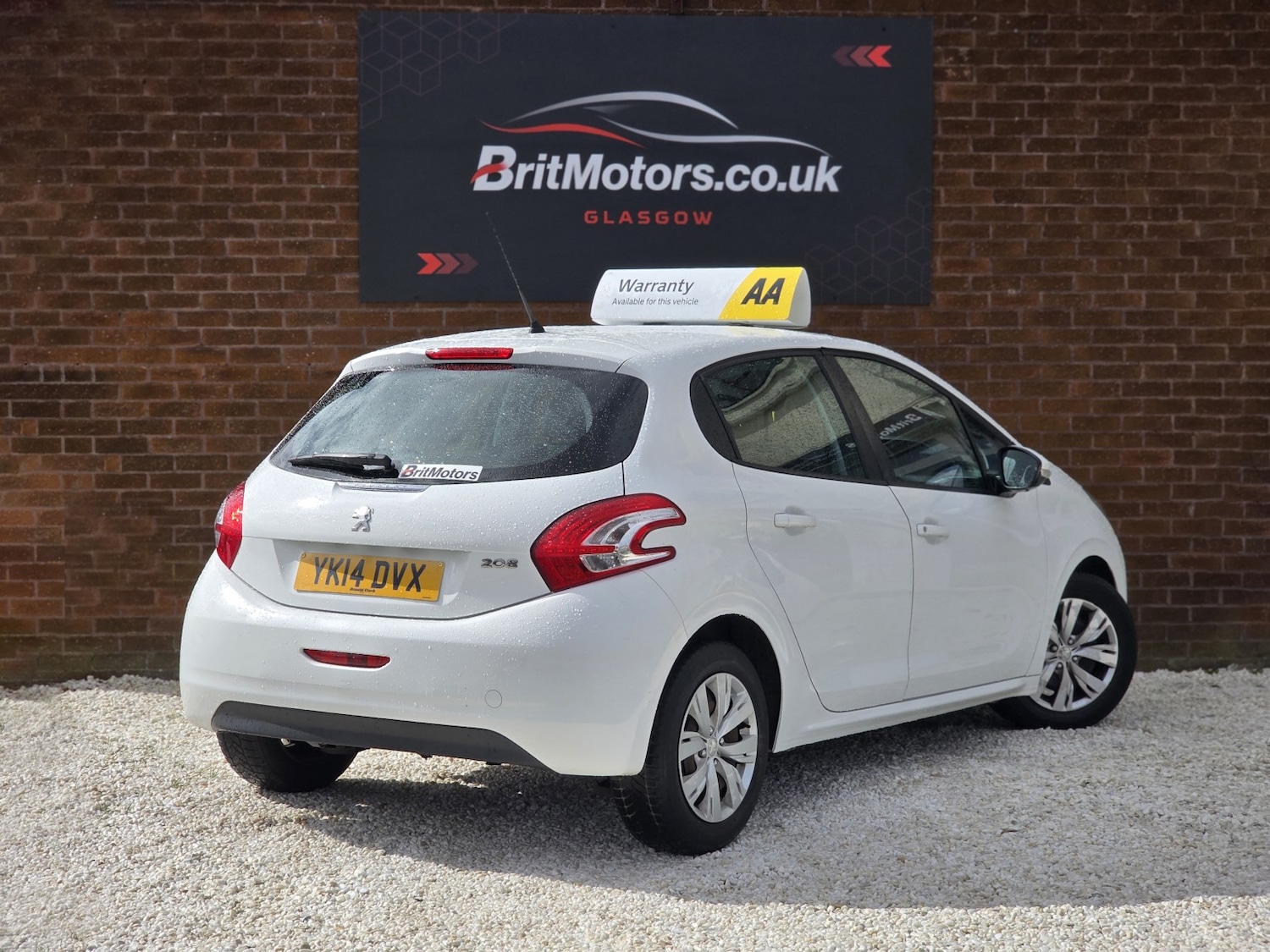 Used Peugeot 208 2014 for sale - 78098218: Photo 6