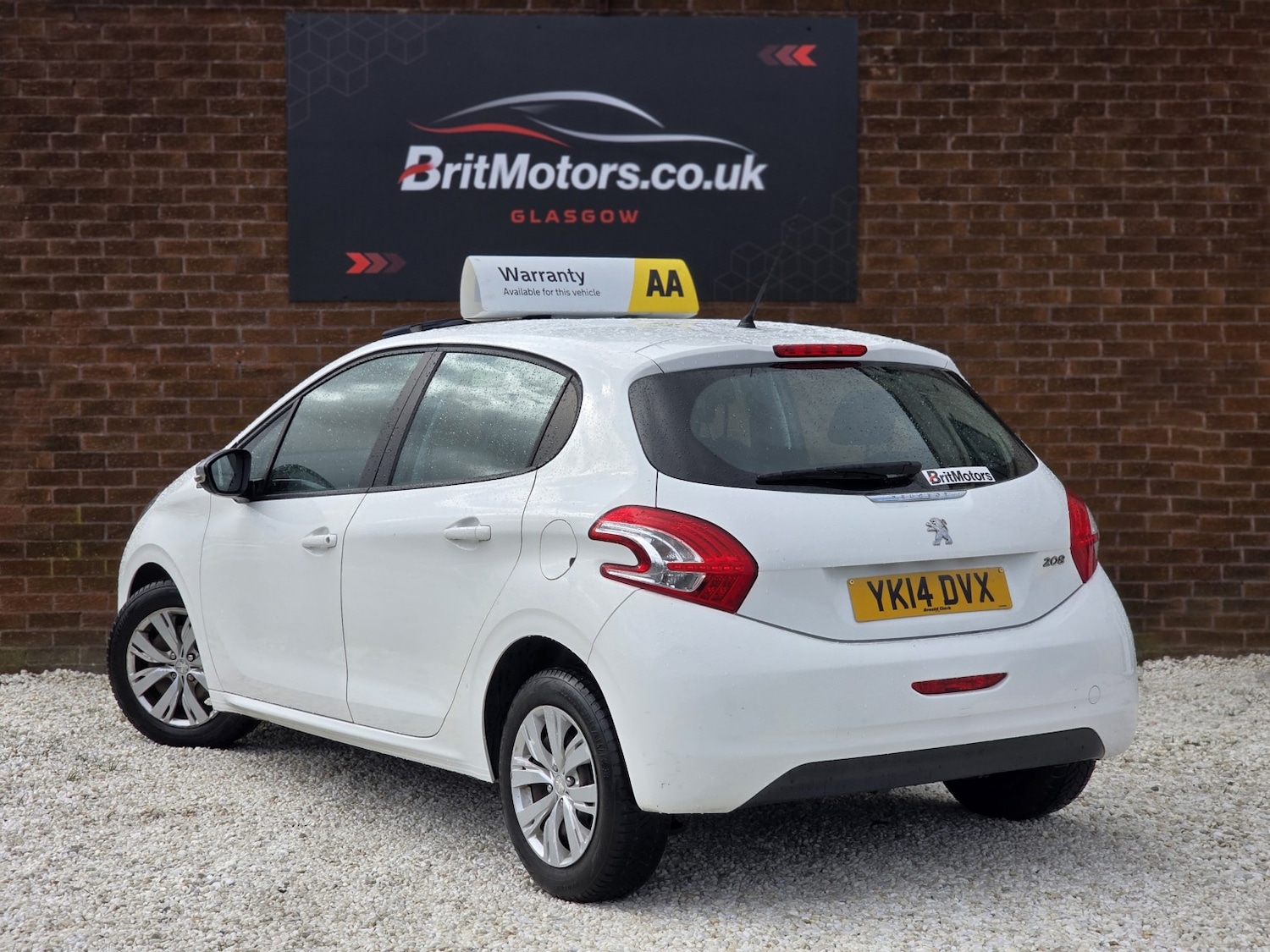 Used Peugeot 208 2014 for sale - 78098218: Photo 8