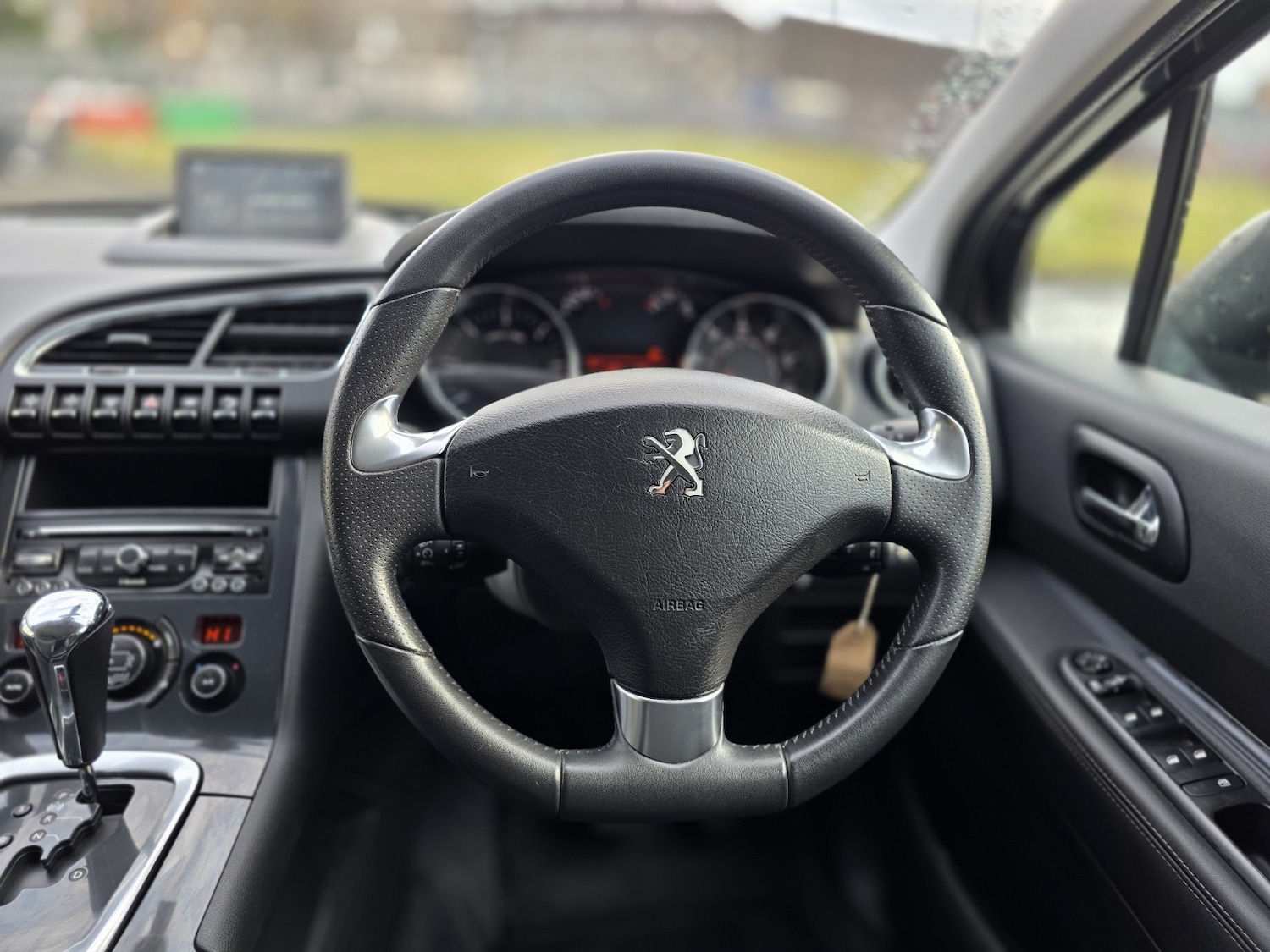 Used Peugeot 3008 2015 for sale - 77400036: Photo 11