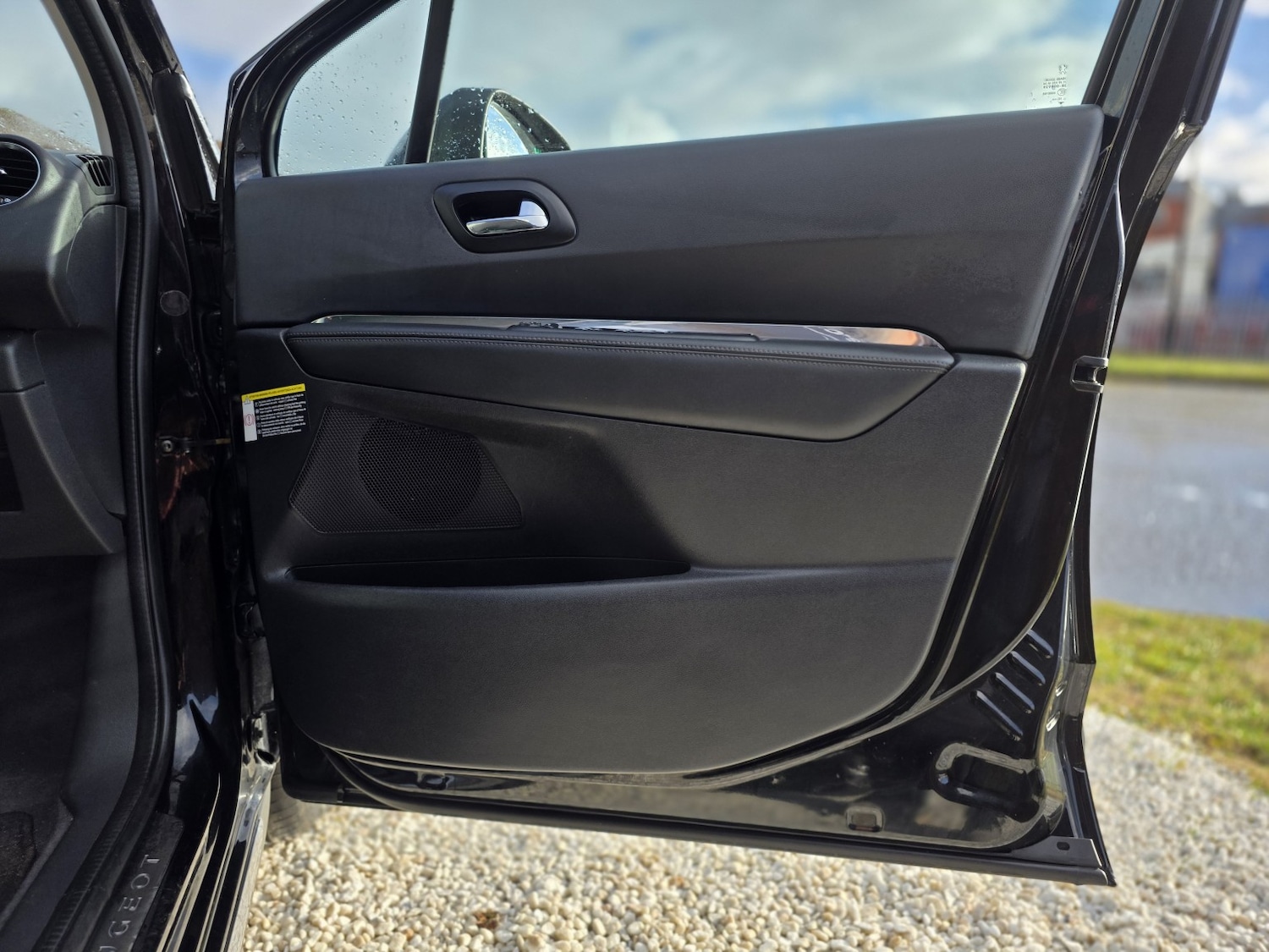 Used Peugeot 3008 2015 for sale - 77400036: Photo 14