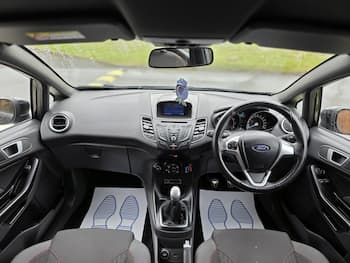 Used Ford Fiesta 2017 for sale - 79625402: Photo