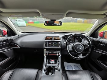 Used Jaguar XE 2016 for sale - 78833537: Photo