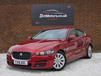 Used Jaguar XE 2016 for sale - 78833537: Photo