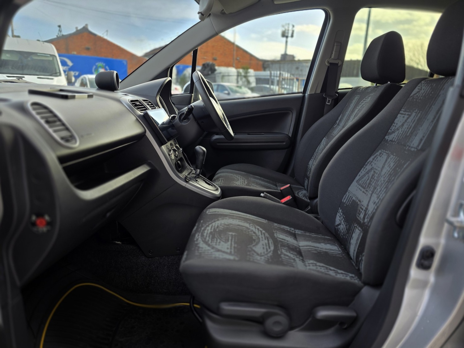Used Vauxhall Agila 2013 for sale - 77636986: Photo 18
