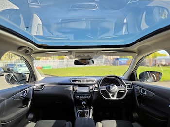 Used Nissan Qashqai 2018 for sale - 78360015: Photo