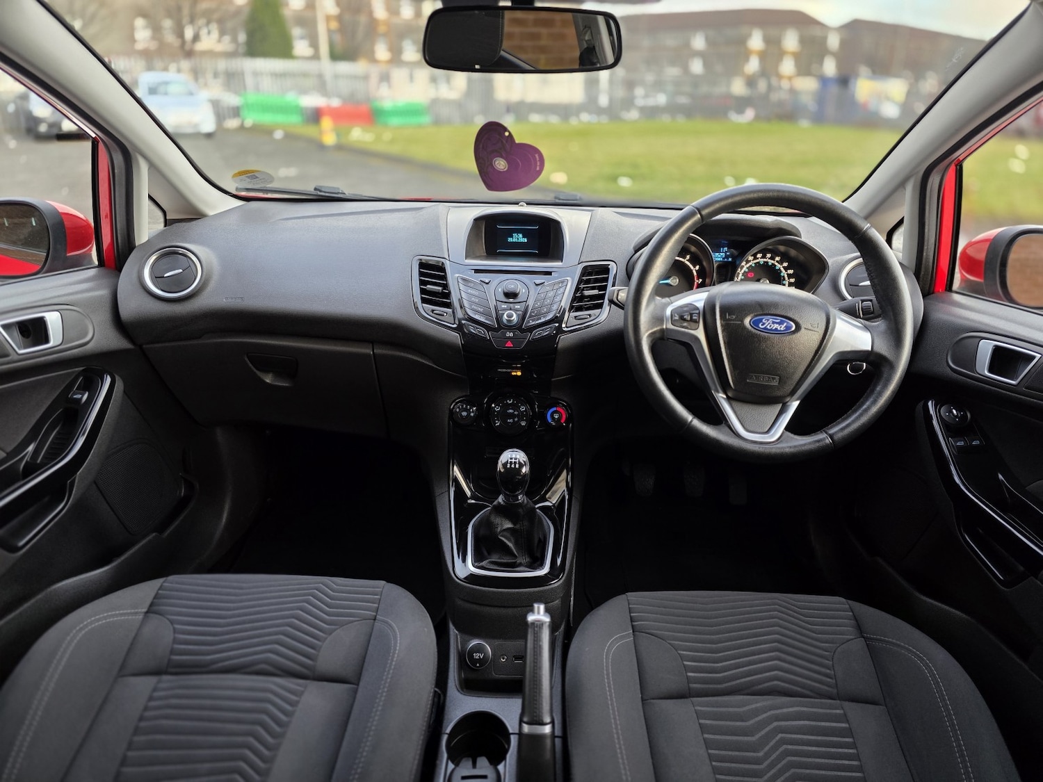 Used Ford Fiesta 2014 for sale - 77264419: Photo 2